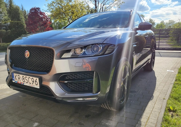 Jaguar F-Pace cena 116990 przebieg: 84000, rok produkcji 2018 z Dynów małe 781